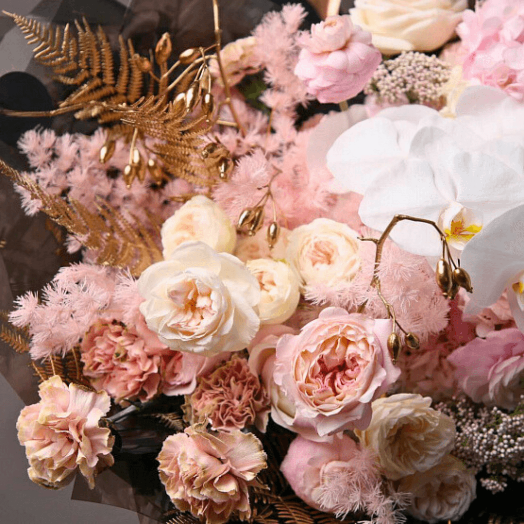 La fleur, xo. Signature Bouquet - xolafleur